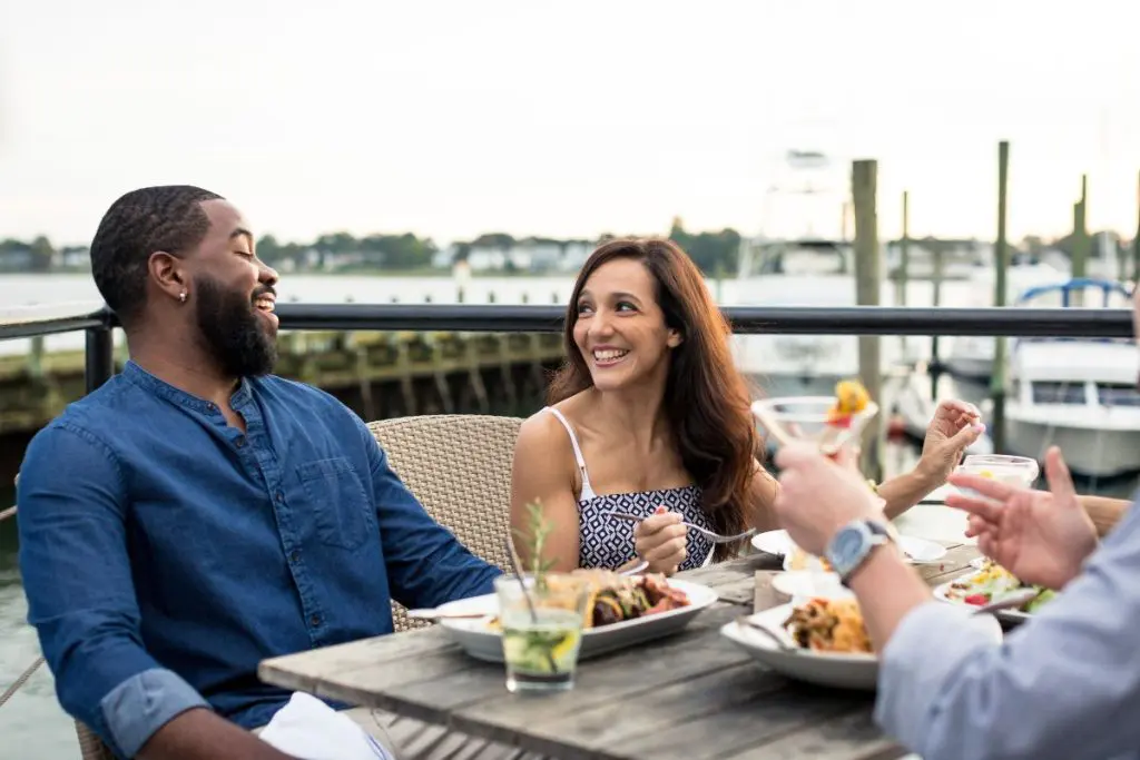 The Best Outdoor Dining in New Haven: Patios, Rooftops, and Waterfront Views
