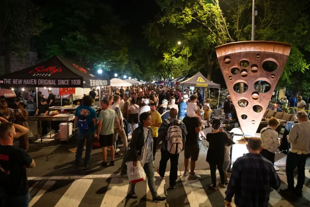New Haven’s Apizza Feast Goes for Another GUINNESS WORLD RECORDS™ Title