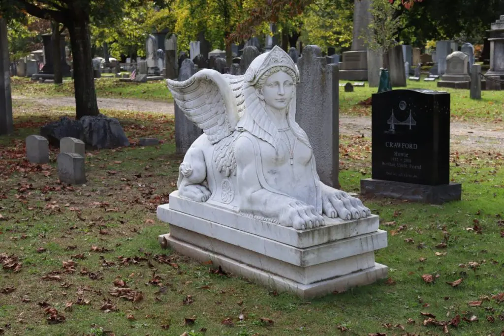 Explore Grove Street Cemetery on a Guided Fall Tour
